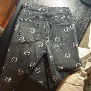 EDIKTED JEANS